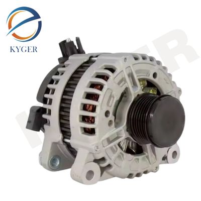 2.2L TD4 2014 Freelander 2 Alternator LR001200 Suku Cadang Listrik Land Rover