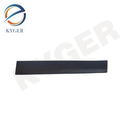 KYGER High Quality Auto Part LR116796 Front Right Door Lower Molding Fit For Land Rover Discovery Sport 2015 L550